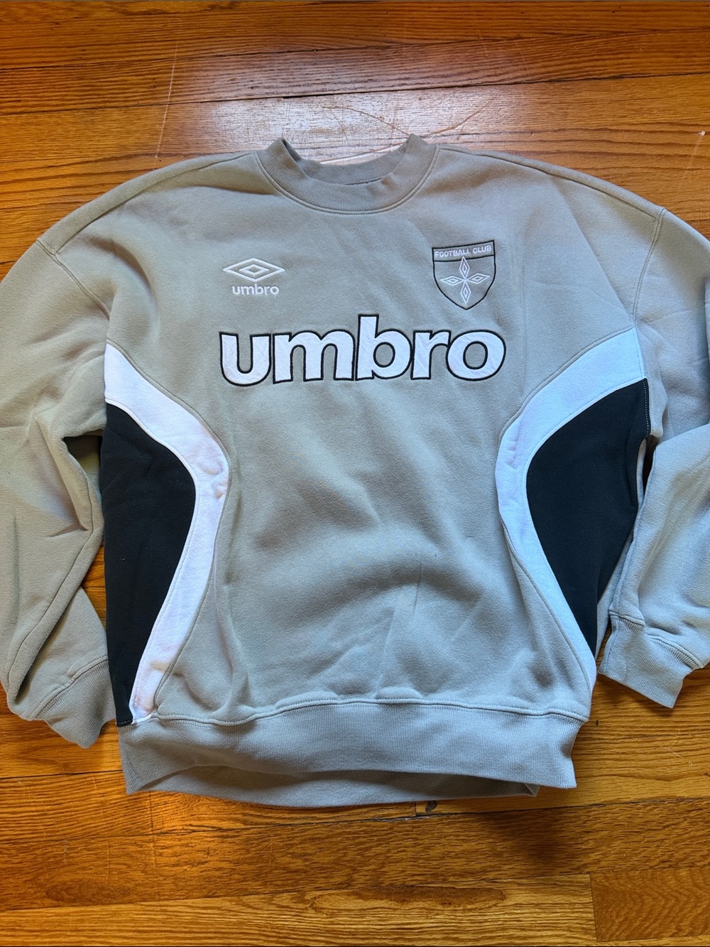 Umbro Hollister crew Sweatshirt
